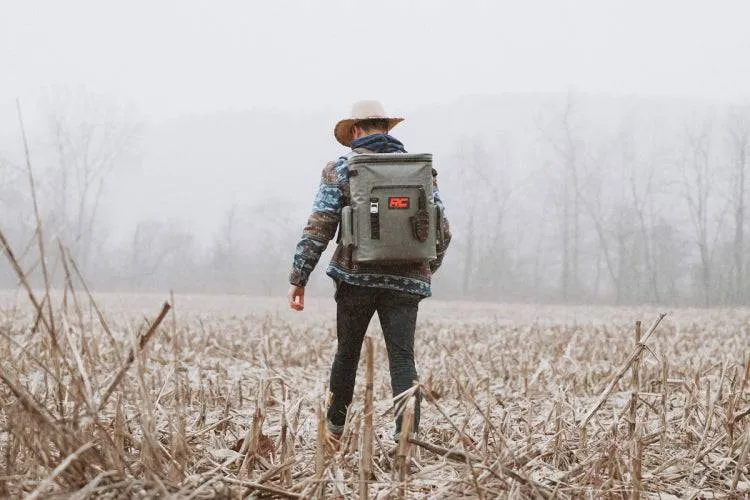 Rough Country Insulated Backpack Cooler | (99032)